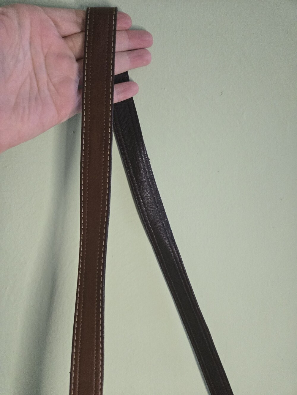 Coach Vintage Hampton Smooth Leather Crossbody Bag F11196 - Picture 13 of 15